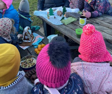 Hallo thumbnail Vorweihnachtlicher KiJu-Spielplatztreff